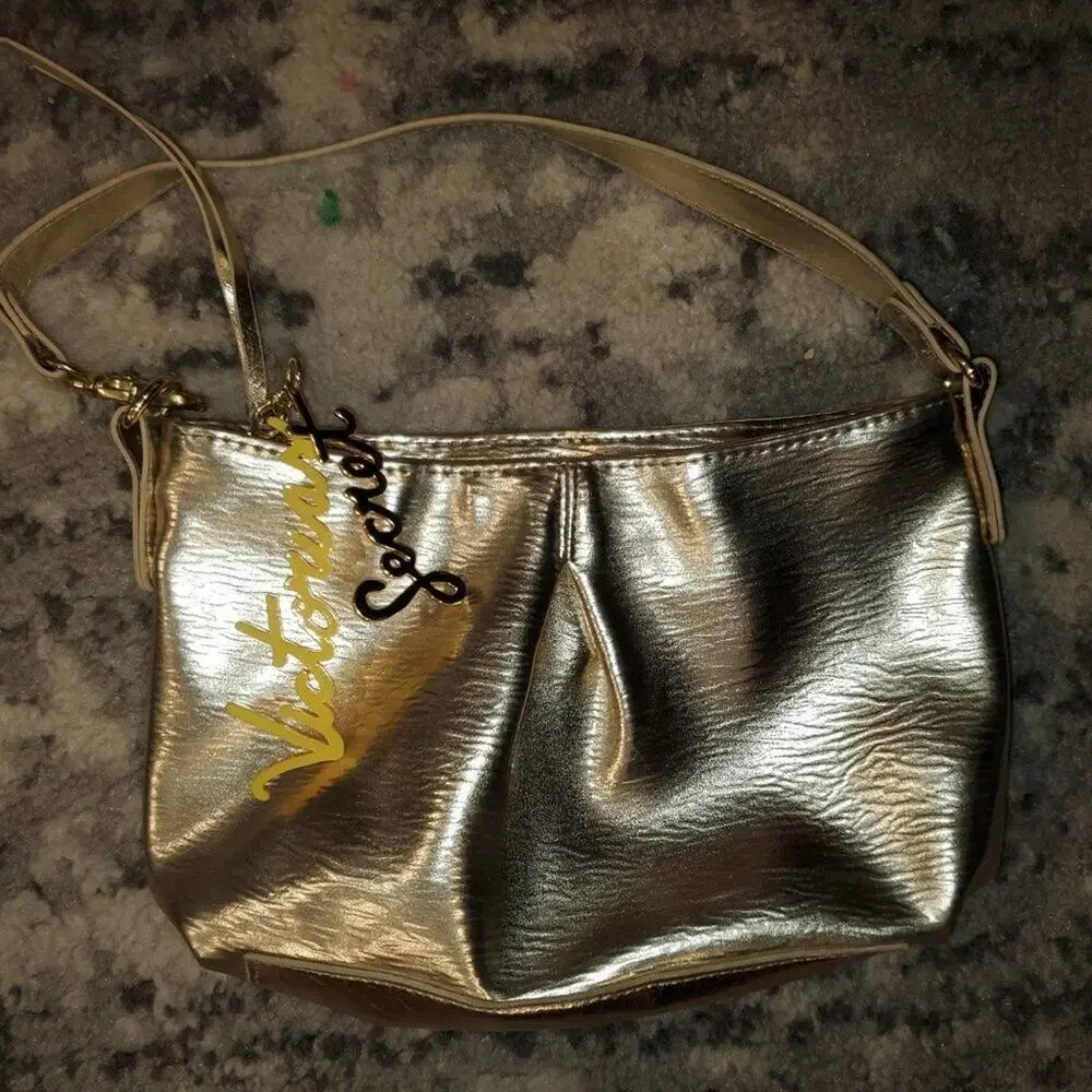 Victoria Secret Hand purse || EUC